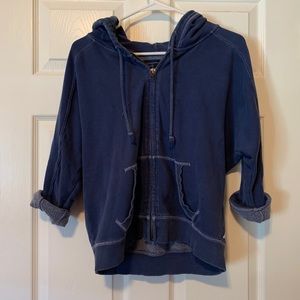 American Eagle quarter-sleeve zip-up hoodie